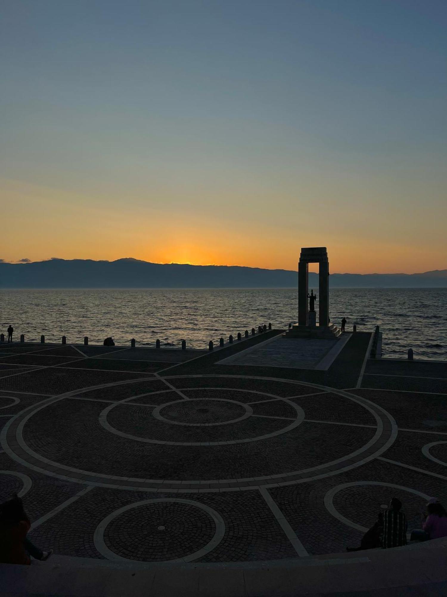 La Cattedrale Hotell Reggio di Calabria Exteriör bild